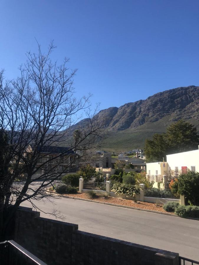 Comfortable Room With Large En Suite Bathroom Franschhoek Exteriör bild
